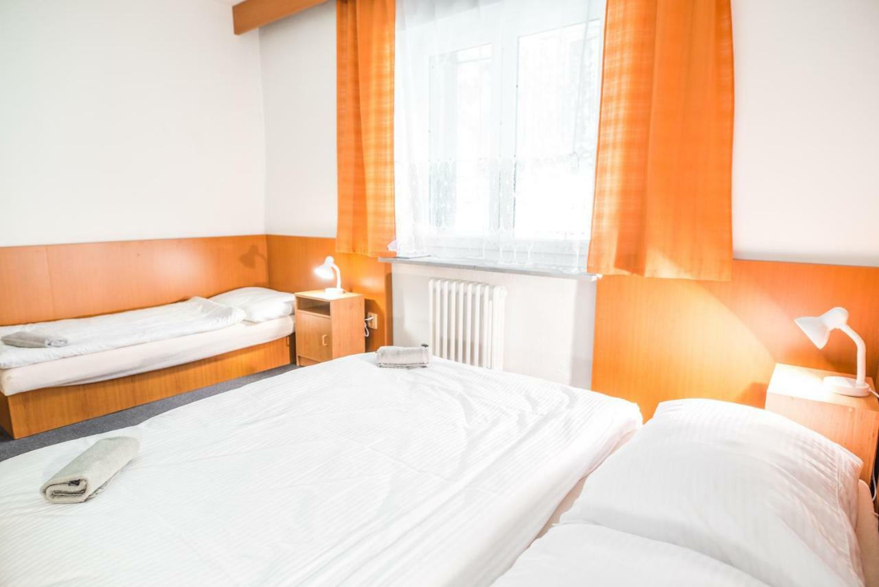Horsky Hotel Kozubova Dolní Lomná Exteriör bild