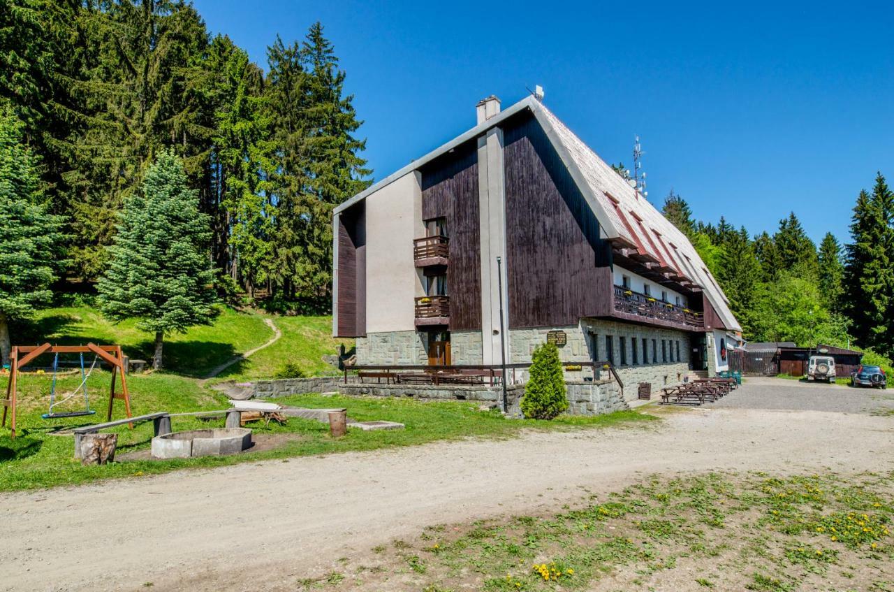 Horsky Hotel Kozubova Dolní Lomná Exteriör bild