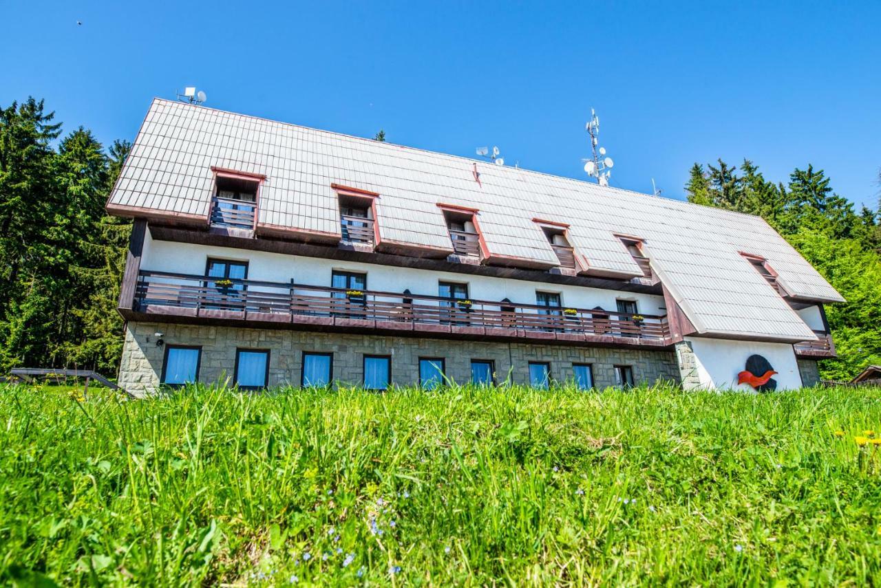 Horsky Hotel Kozubova Dolní Lomná Exteriör bild