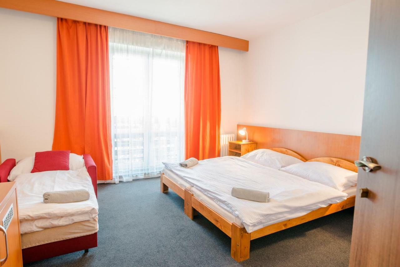 Horsky Hotel Kozubova Dolní Lomná Exteriör bild