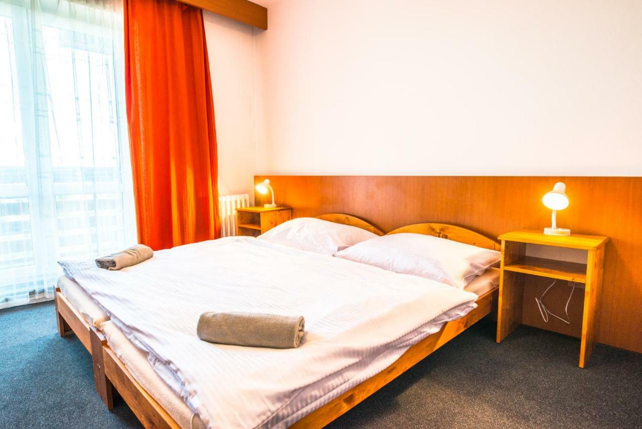 Horsky Hotel Kozubova Dolní Lomná Exteriör bild