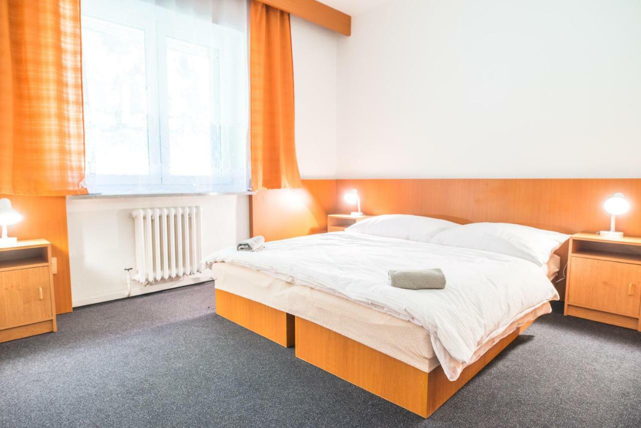 Horsky Hotel Kozubova Dolní Lomná Exteriör bild