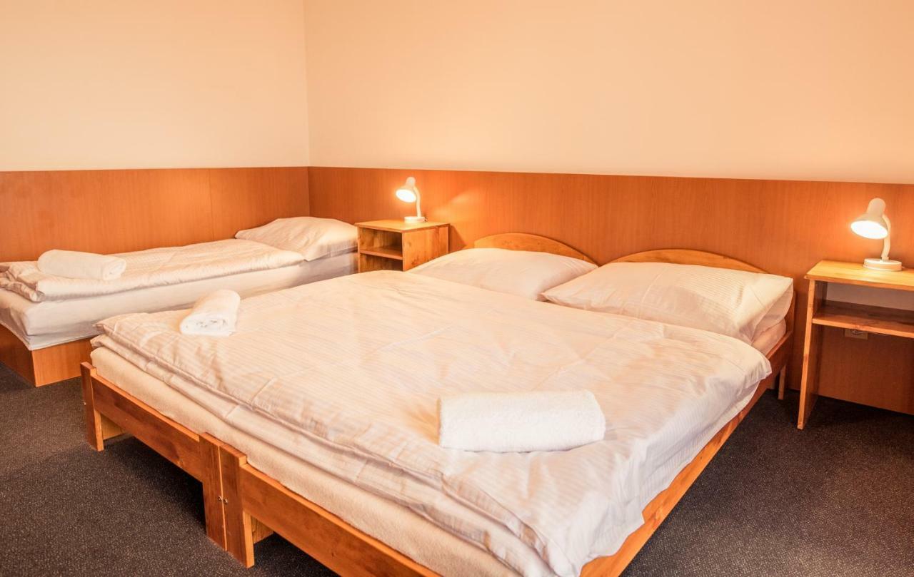 Horsky Hotel Kozubova Dolní Lomná Exteriör bild